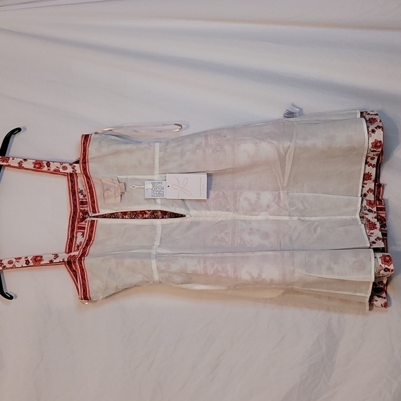 Gal Meets Glam Printed Fit and Flare Dress - Picture 13 of 14